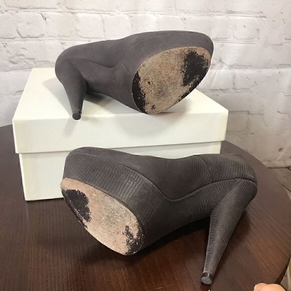 7 (37) YVES SAINT LAURENT RIVE GAUCHE PLATFORMS - Picture 8 of 8